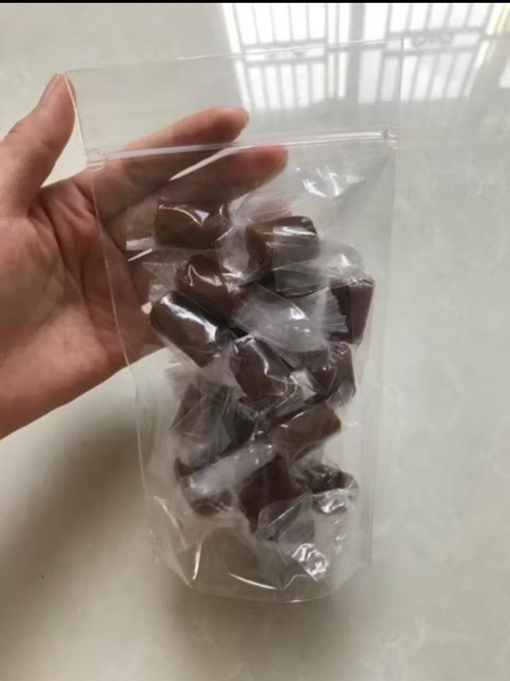 Produk permen kelapa wijen